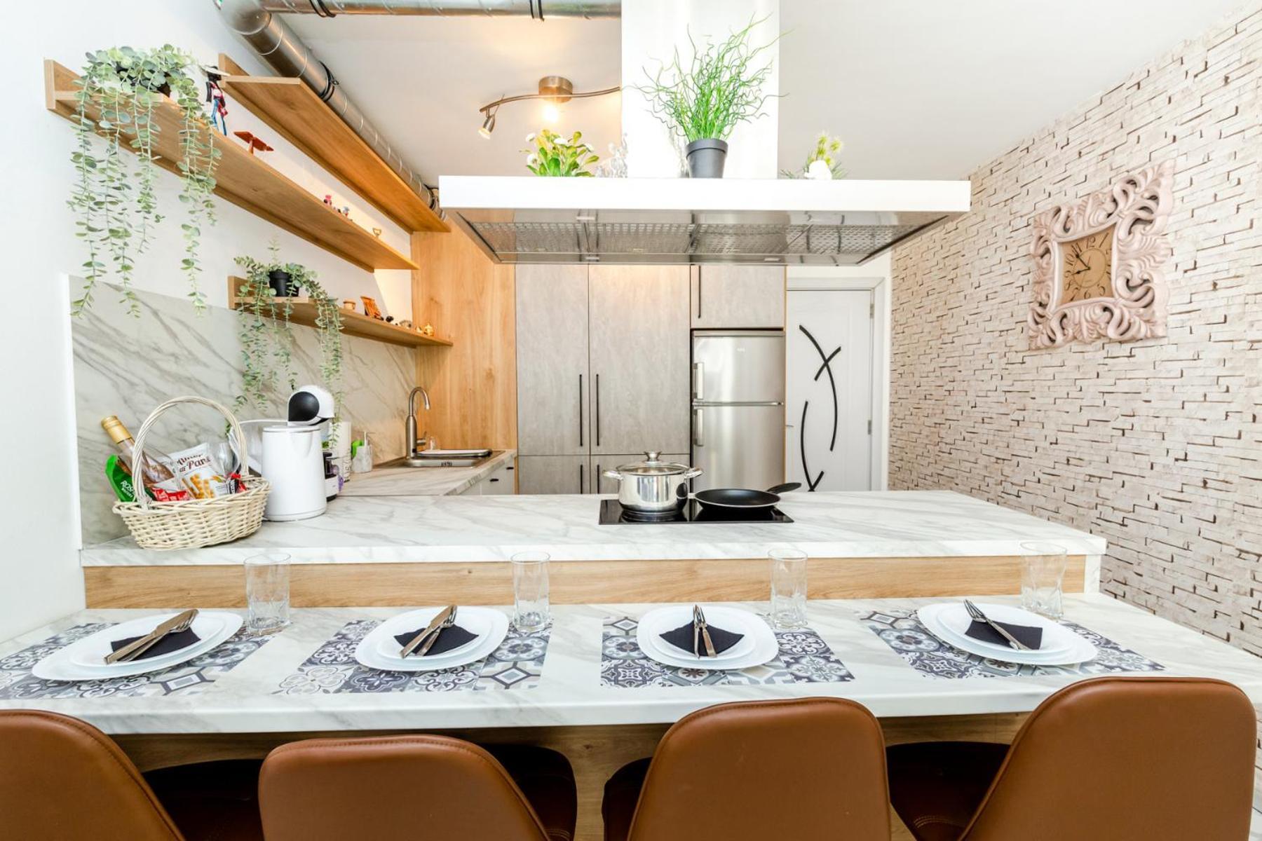 The White Apartment - Free Parking Sofia Esterno foto