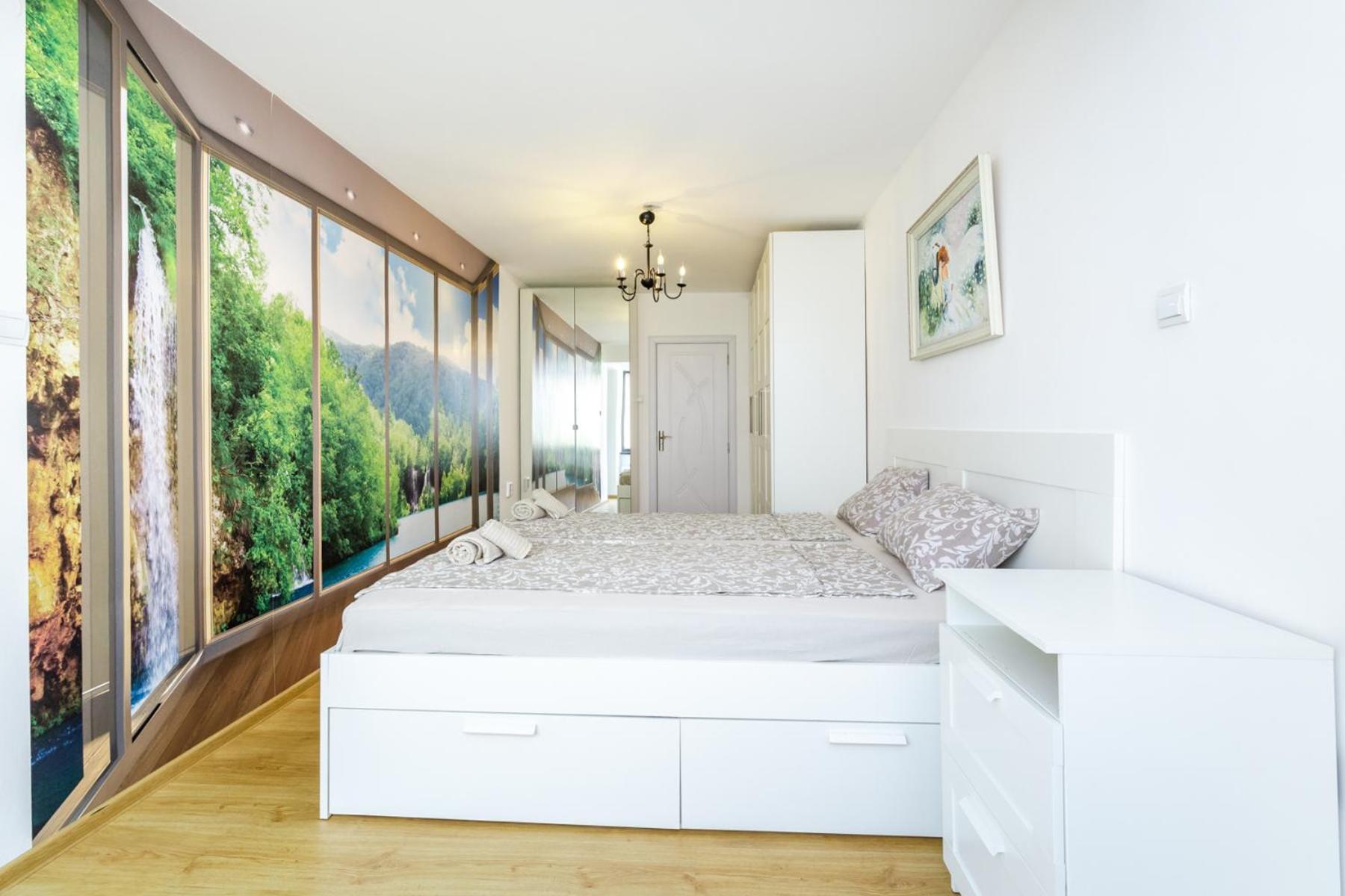 The White Apartment - Free Parking Sofia Esterno foto