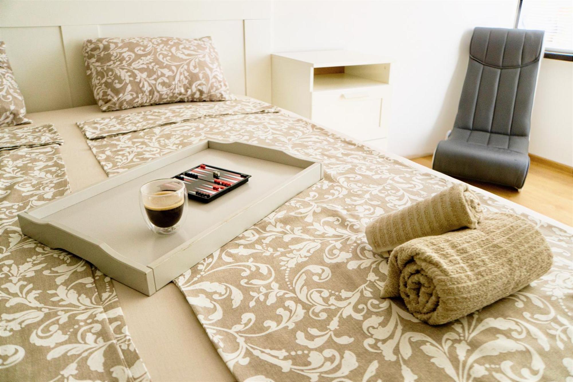 The White Apartment - Free Parking Sofia Esterno foto