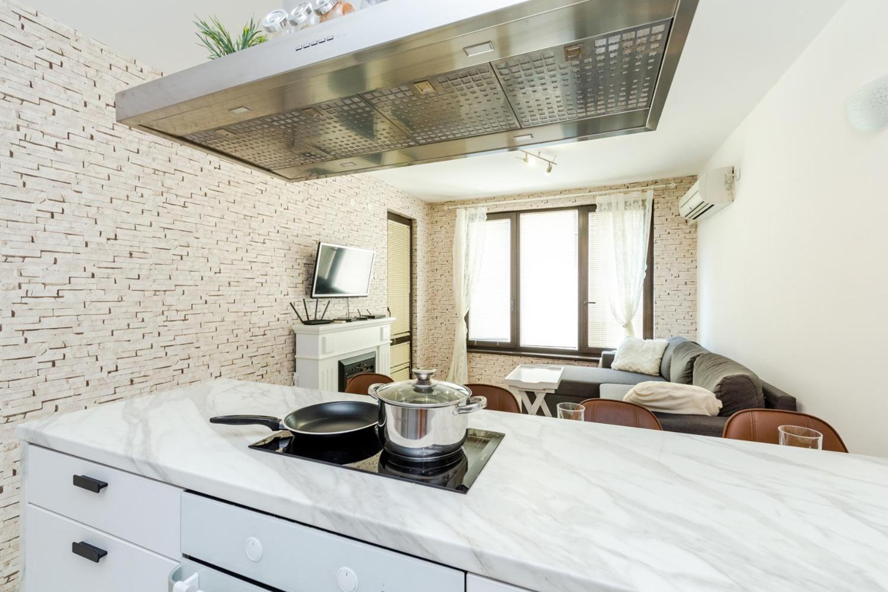 The White Apartment - Free Parking Sofia Esterno foto